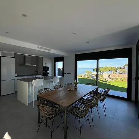 Villa Vil•la Cala Serena *